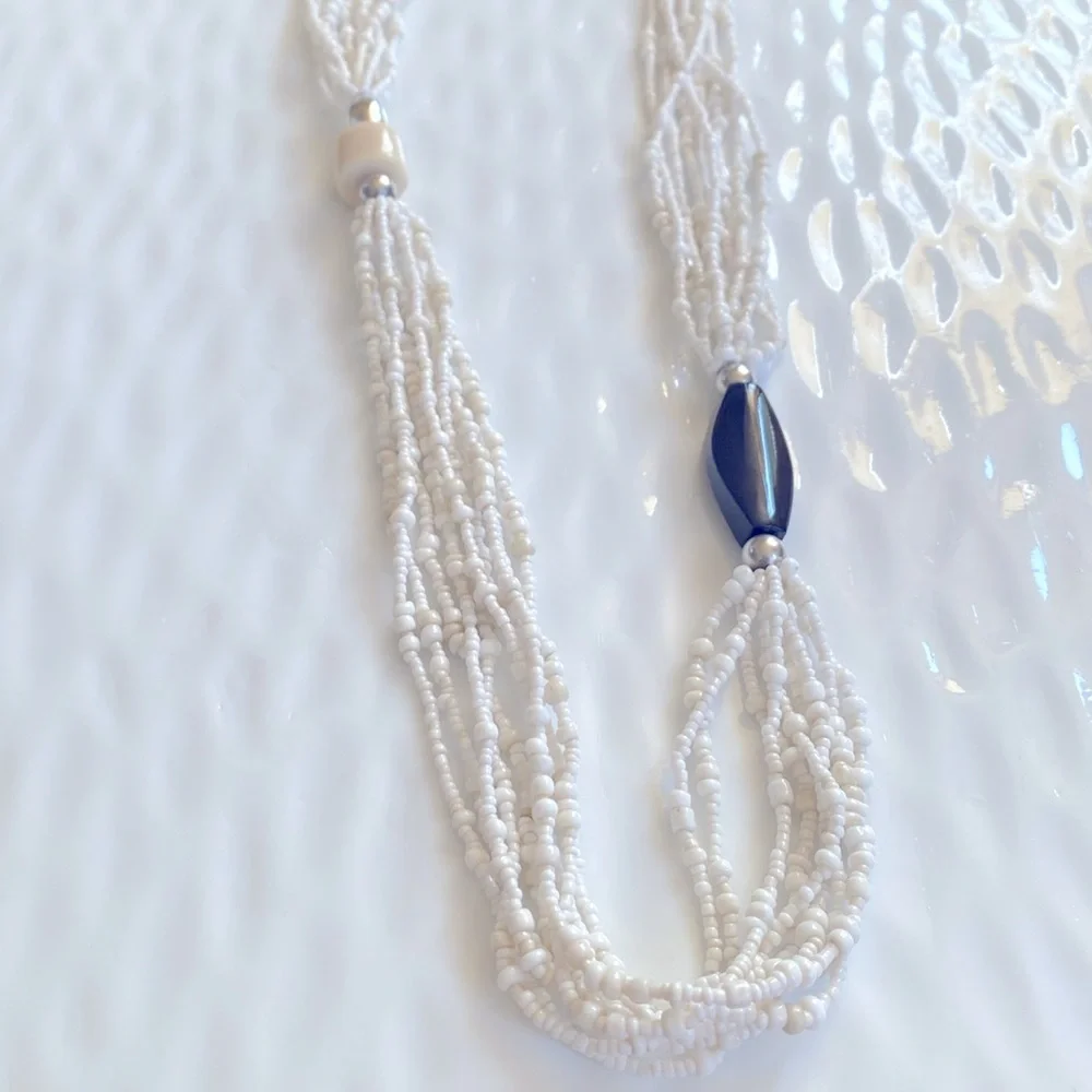 Silpada N1573 White Seed Beads, Sterling Silver,Coral and Black Pin Shell - Picture 5 of 5